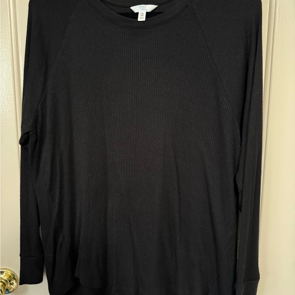 Time and Tru Classic Black Top